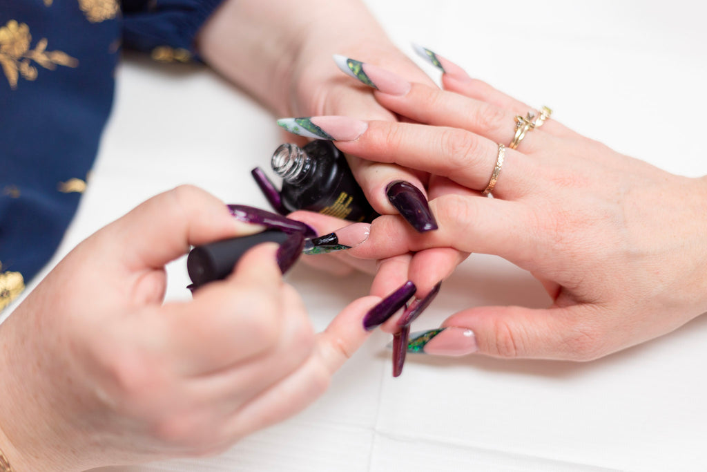 Les fausses croyances populaires sur les ongles partie 2